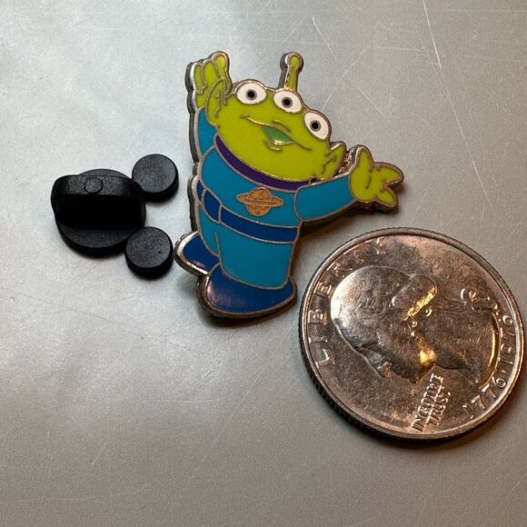 Disney Little Green Men Trading Pin Astor Blaster Framed Set Toy Story 78359 - Picture 2 of 7